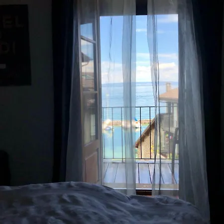 A Room With A View - Maisonnette Dans Bourg Medieval Au Bord Du Lac Leman Yvoire Buitenkant foto